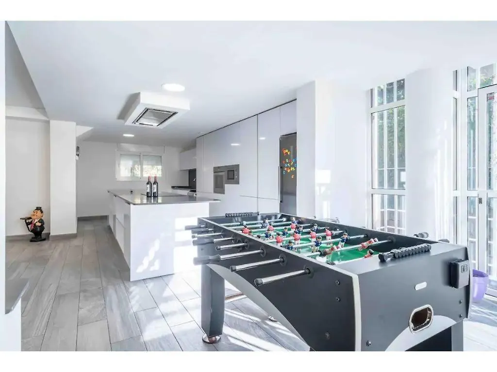 Pool Oasis En La Mora Вилла