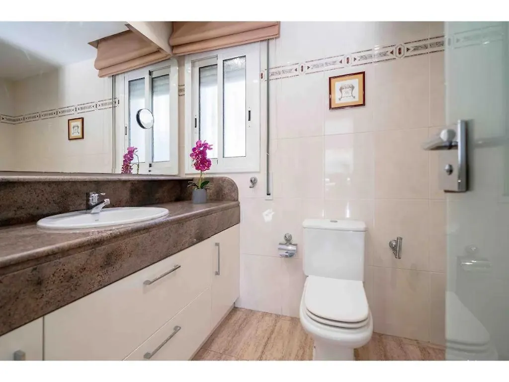 Вилла Pool Oasis En La Mora Испания